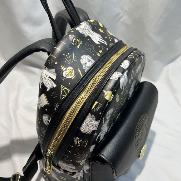 Loungefly Harry Potter Magical‎ Elements Mini Backpack - Black/Gold/White - Picture 6 of 7